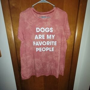 "Dogs are my favorite people" T-shirt